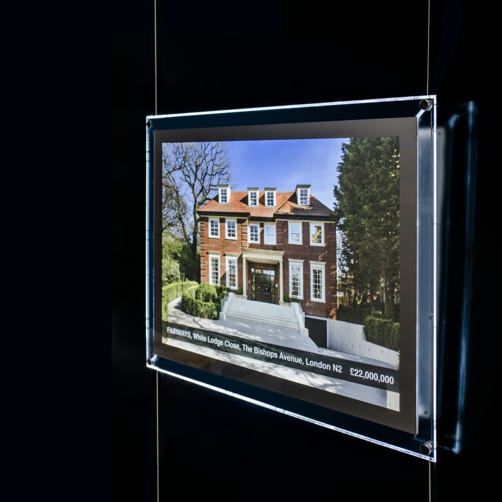 Single Sided Landscape A1 Estate LED Window Light Panel Pocket Display 70x95cm 